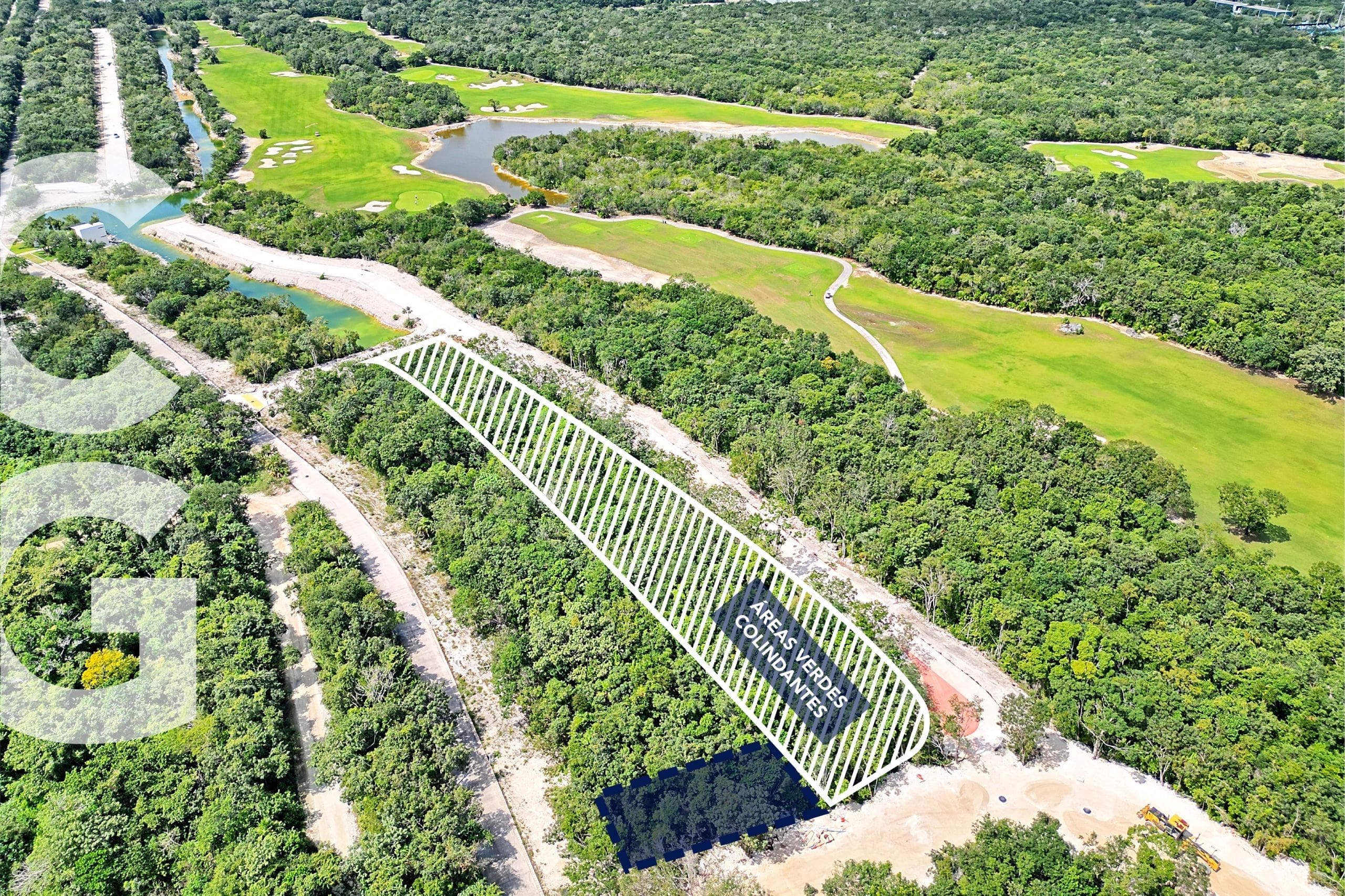 Terreno en venta frente a un pulmón verde de selva
